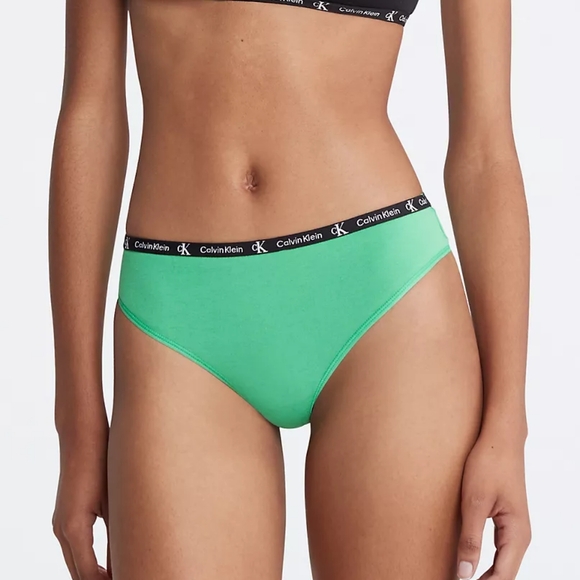 Calvin Klein cotton thongs 2-pack - Picture 5 of 6